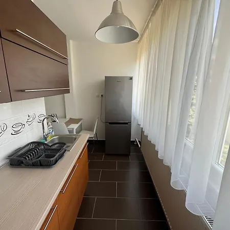 Debreceni Nagyerdei - Ingyenes Zart Parkoloval Daire *