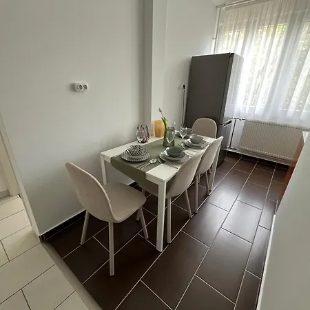 University Of Debrecen Apartment *