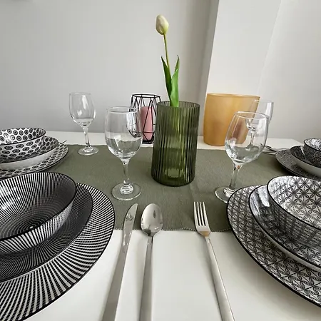 Debreceni Nagyerdei - Ingyenes Zart Parkoloval Daire Debrecen