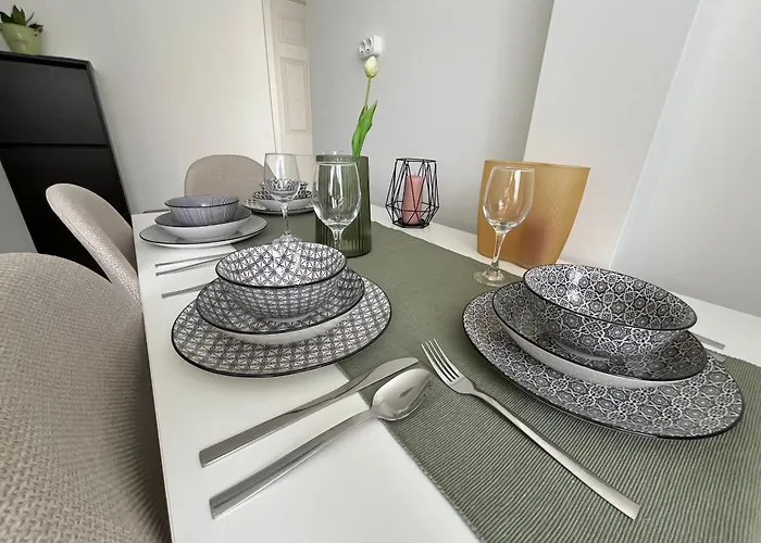 Debreceni Nagyerdei - Ingyenes Zárt Parkolóval Apartman *